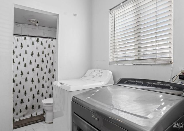 2019 Brundage Lane, Bakersfield, CA 93304