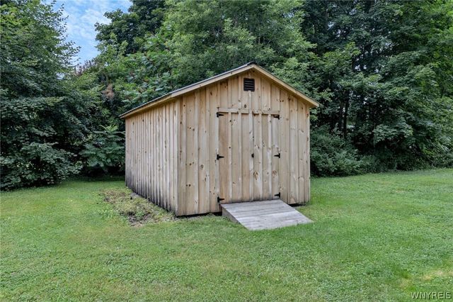 982 Two Rod Road, Alden, NY 14004
