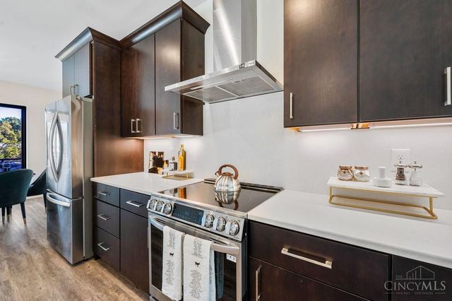 6227 W Station Court Drive, Cincinnati, OH 45224