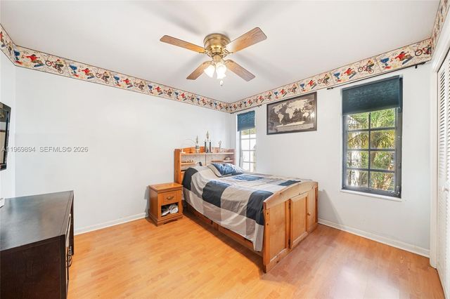 17242 SW 88th Ave, Palmetto Bay, FL 33157