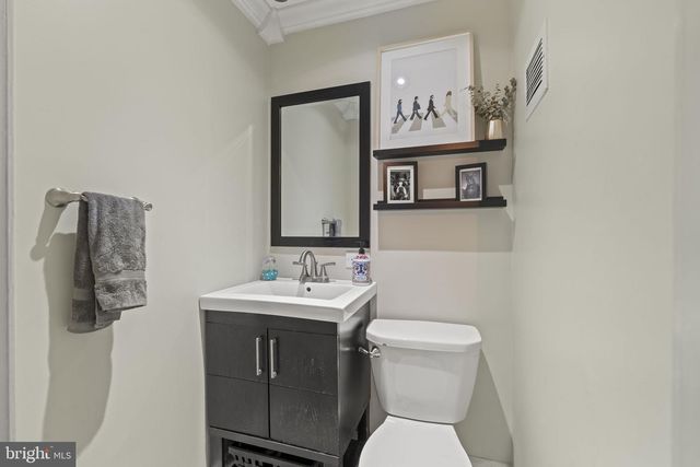 155 JAMESTOWN ST, Philadelphia, PA 19127