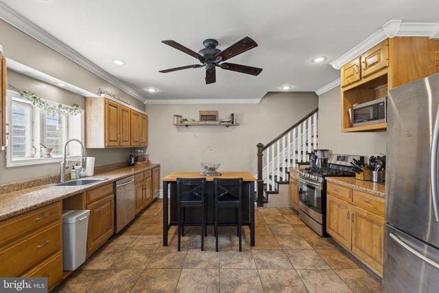 155 JAMESTOWN ST, Philadelphia, PA 19127