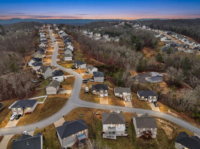 6864 Steep Hl, Ooltewah, TN 37363