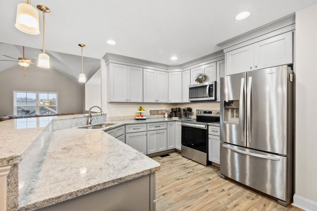 6864 Steep Hl, Ooltewah, TN 37363
