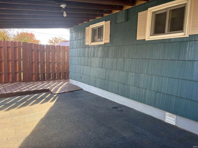 3410 CHARLOTTE Avenue, Fort Wayne, IN 46805