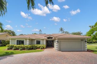 8670 NW 56th Street, Coral Springs, FL 33067