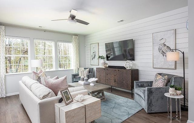 527 Red Monarch Way, Moncks Corner, SC 29461