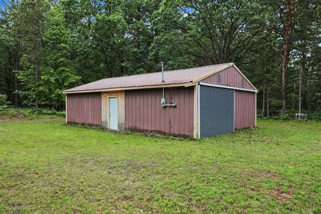 3920 Simonelli Road, Whitehall, MI 49461