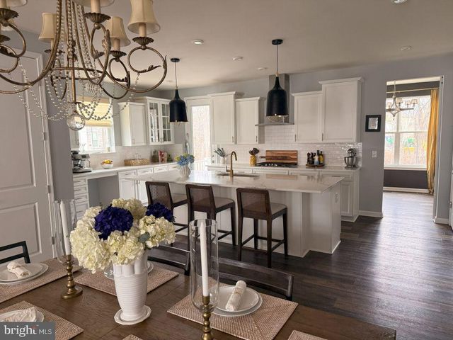 12900 BLUE SKY PL, Woodbridge, VA 22192