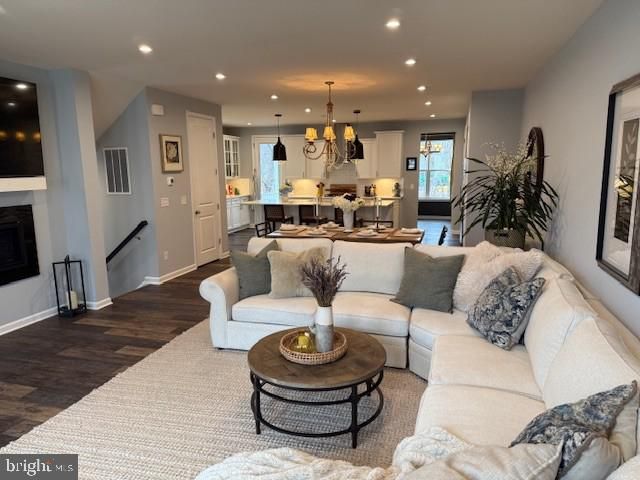 12900 BLUE SKY PL, Woodbridge, VA 22192