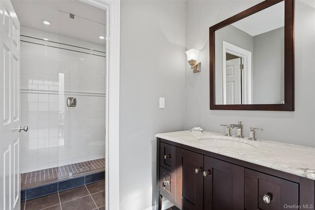 24 Beechwood Way, Briarcliff Manor, NY 10510