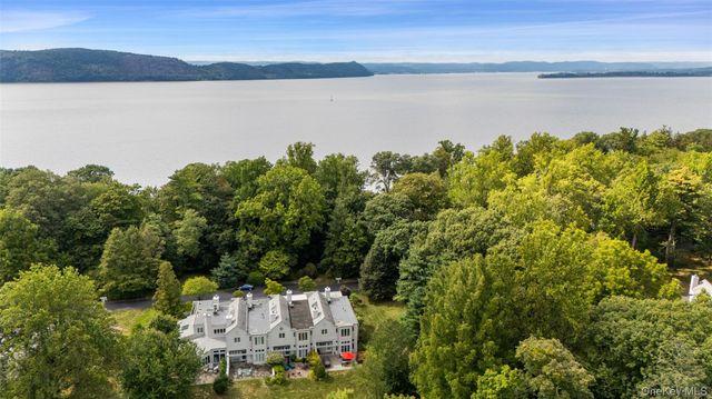 24 Beechwood Way, Briarcliff Manor, NY 10510