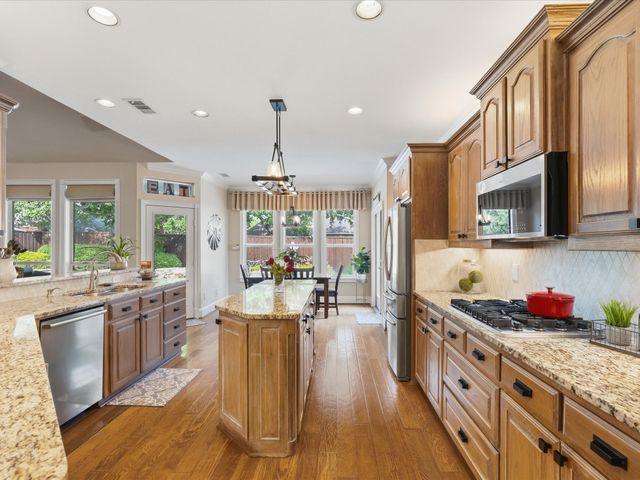 6004 Windridge Lane, Flower Mound, TX 75028