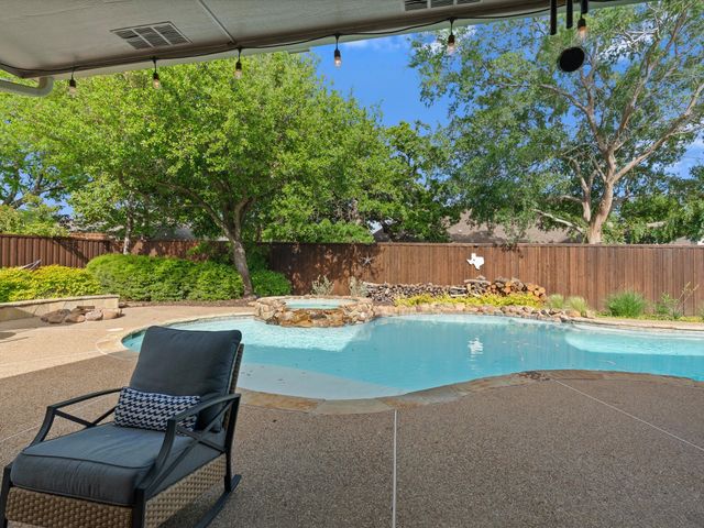 6004 Windridge Lane, Flower Mound, TX 75028