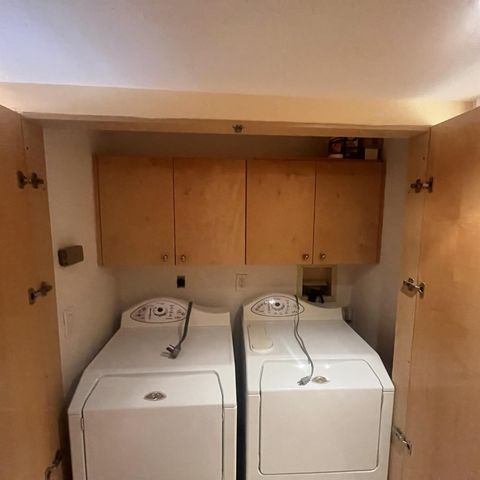 19667 Turnberry Way 4J, Miami, FL 33180