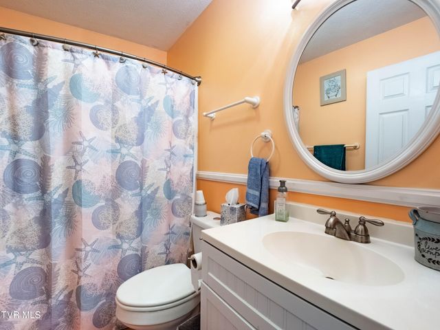 271 Stewart Hills Drive, Rogersville, TN 37857