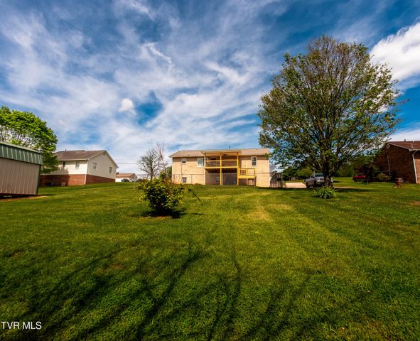 271 Stewart Hills Drive, Rogersville, TN 37857