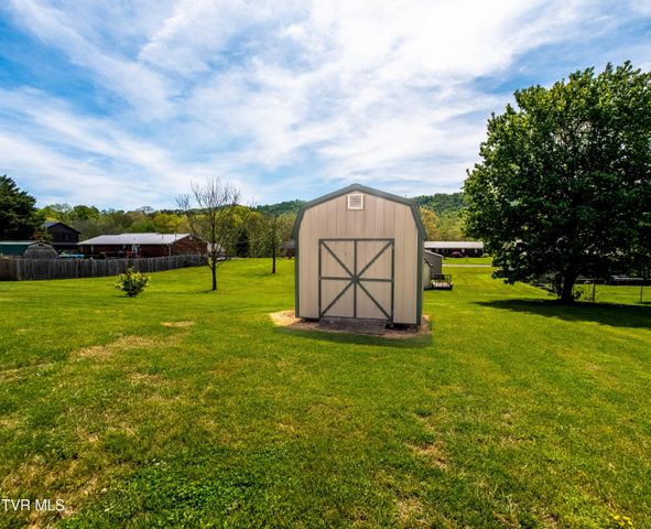 271 Stewart Hills Drive, Rogersville, TN 37857