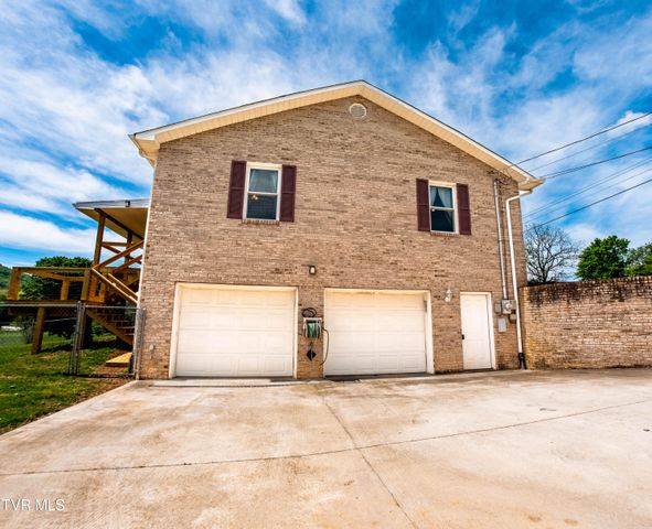 271 Stewart Hills Drive, Rogersville, TN 37857