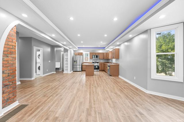 1040 Delaware Avenue, Fort Wayne, IN 46805