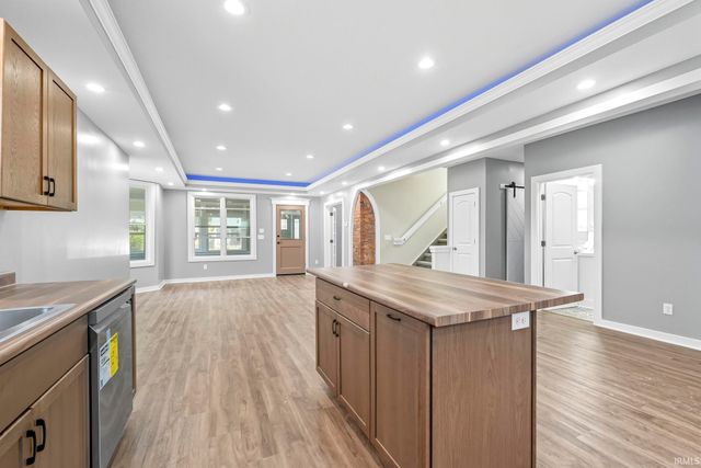 1040 Delaware Avenue, Fort Wayne, IN 46805