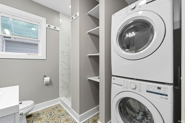 1040 Delaware Avenue, Fort Wayne, IN 46805