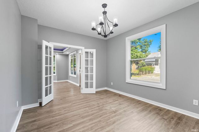 1040 Delaware Avenue, Fort Wayne, IN 46805