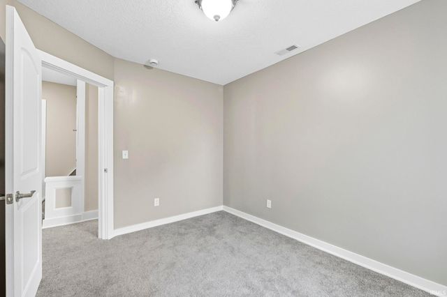 1040 Delaware Avenue, Fort Wayne, IN 46805