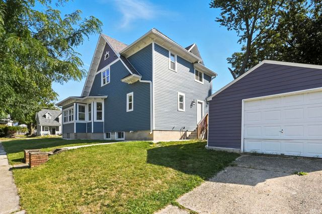 1040 Delaware Avenue, Fort Wayne, IN 46805