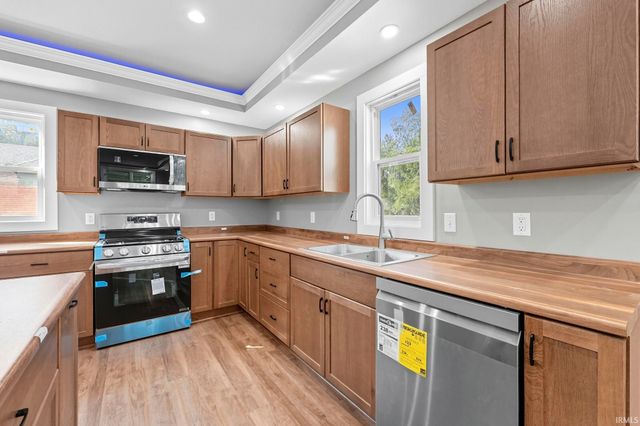 1040 Delaware Avenue, Fort Wayne, IN 46805