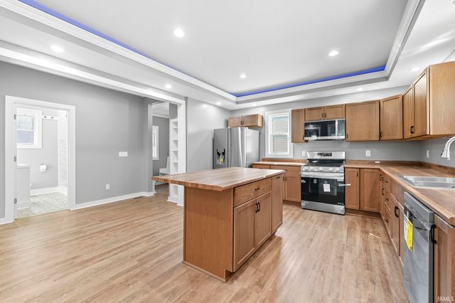 1040 Delaware Avenue, Fort Wayne, IN 46805