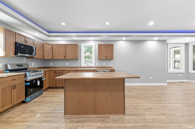 1040 Delaware Avenue, Fort Wayne, IN 46805