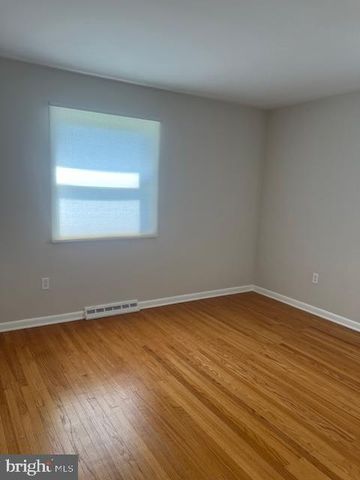 106 CAROLINA AVE, Cherry Hill, NJ 08003
