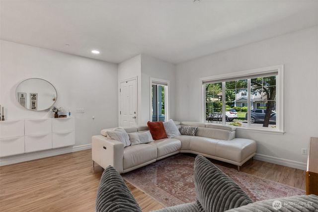 6007 Delaware Avenue SE #B, Lacey, WA 98513
