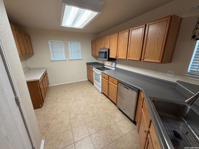 14 ADKINS RDG, San Antonio, TX 78239