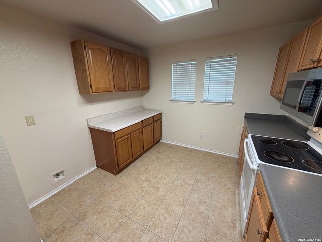 14 ADKINS RDG, San Antonio, TX 78239