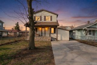 22453 E 10 Mile Road, Saint Clair Shores, MI 48080