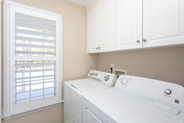 34 Blue Pond Road, Clayton, NC 27520