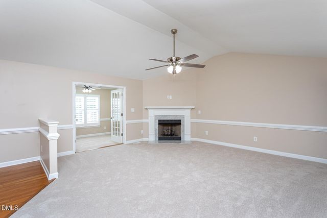 34 Blue Pond Road, Clayton, NC 27520