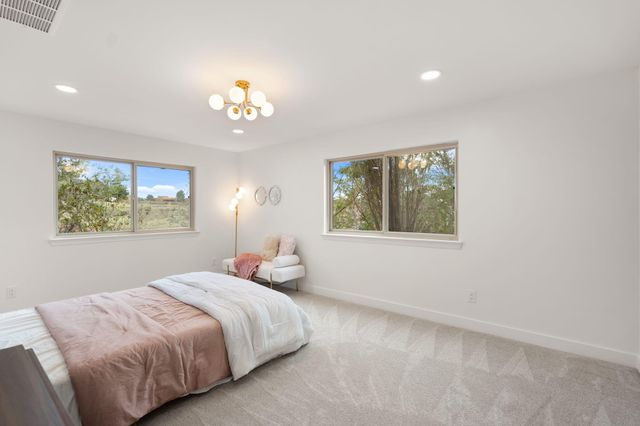 12300 Palomas Avenue NE, Albuquerque, NM 87122