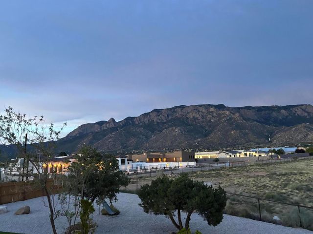 12300 Palomas Avenue NE, Albuquerque, NM 87122