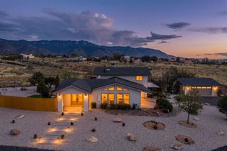 12300 Palomas Avenue NE, Albuquerque, NM 87122