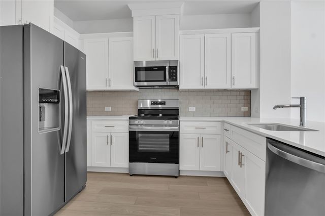 5258 Springlake Parkway, Haltom City, TX 76117