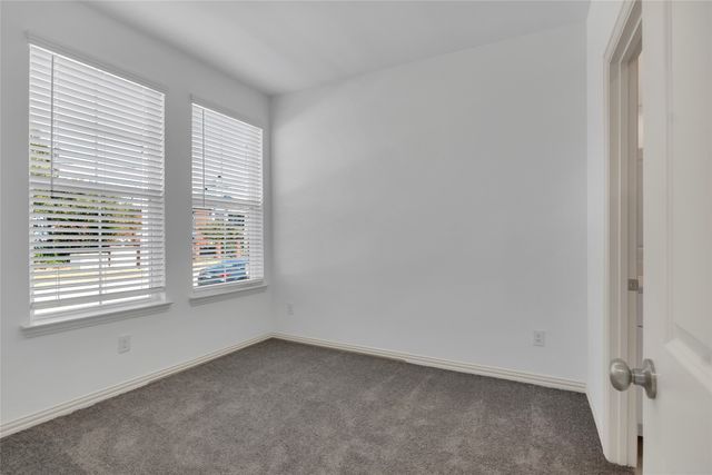 5258 Springlake Parkway, Haltom City, TX 76117