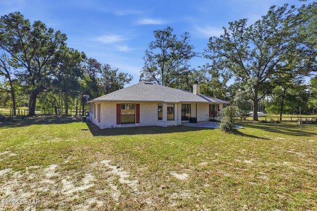 5070 NE 52nd Place, High Springs, FL 32643