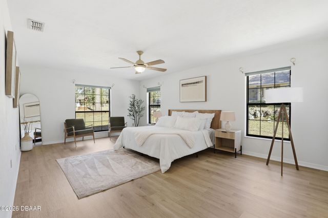 5070 NE 52nd Place, High Springs, FL 32643