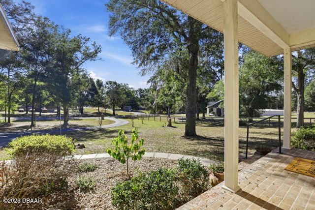 5070 NE 52nd Place, High Springs, FL 32643