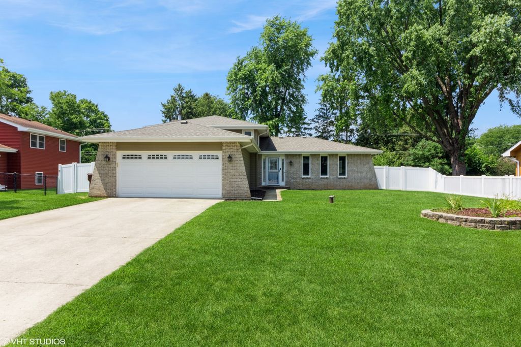 24350 Marble Road, Channahon, IL 60410