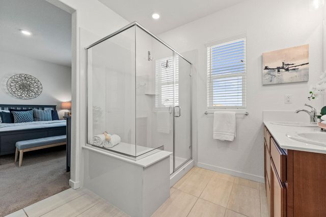 4520 Juneberry Dr, Sacramento, CA 95834
