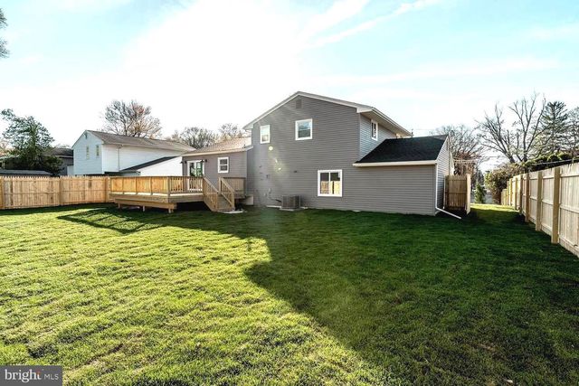 1009 EDGEMOOR RD, Cherry Hill, NJ 08034